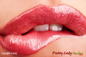 sexy-bitting-lip